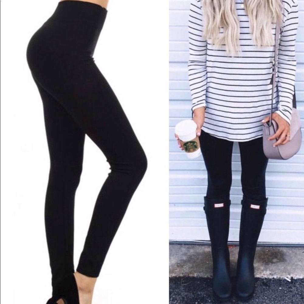 🌼 NWT Black Leggings